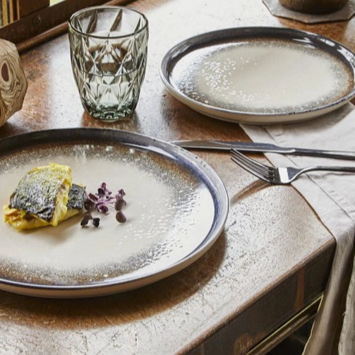 White Stoneware Bowl U382891